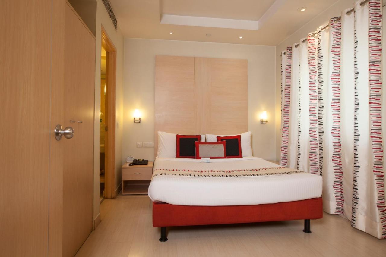 Avalon Courtyard Residence Suites New Delhi Exterior photo