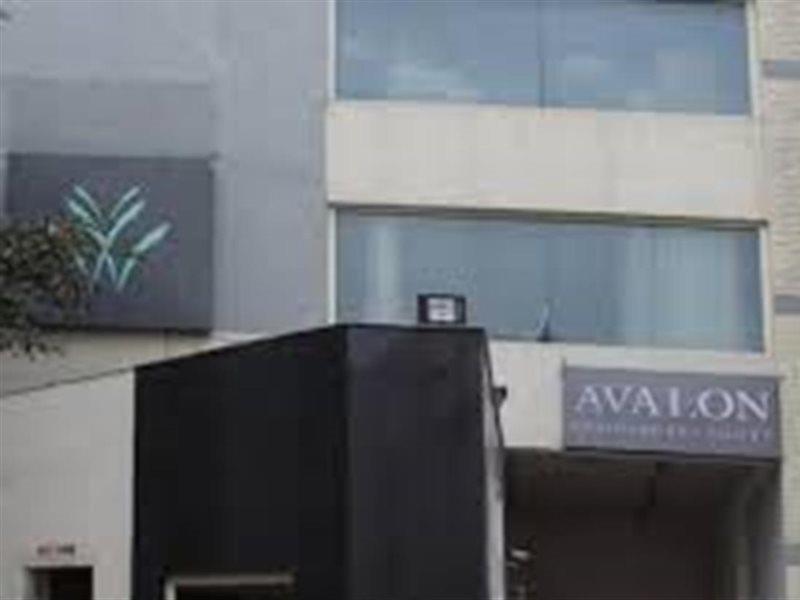Avalon Courtyard Residence Suites New Delhi Exterior photo