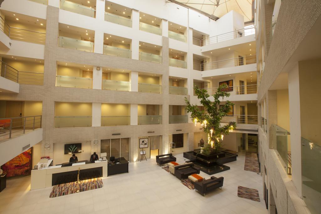 Avalon Courtyard Residence Suites New Delhi Exterior photo