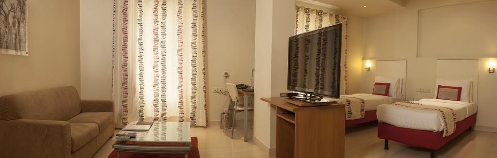 Avalon Courtyard Residence Suites New Delhi Exterior photo