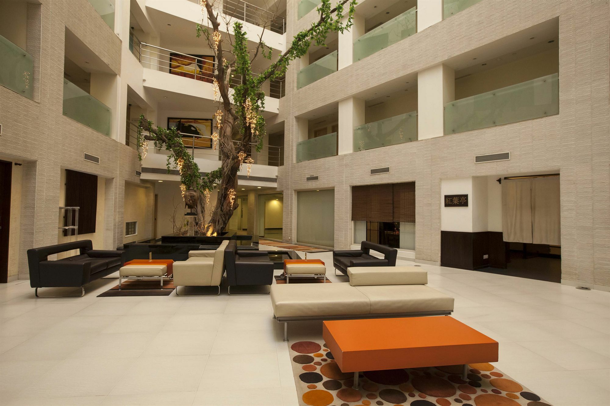 Avalon Courtyard Residence Suites New Delhi Exterior photo