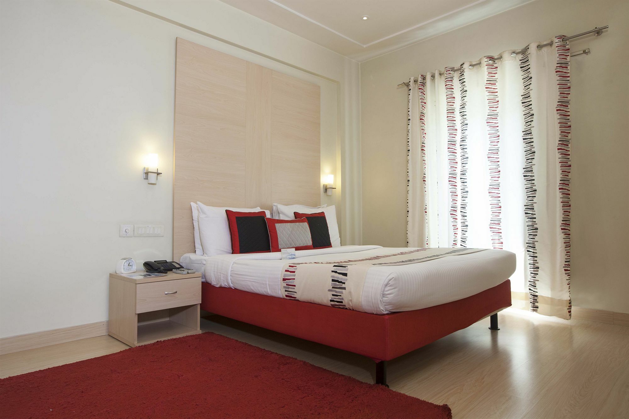 Avalon Courtyard Residence Suites New Delhi Exterior photo